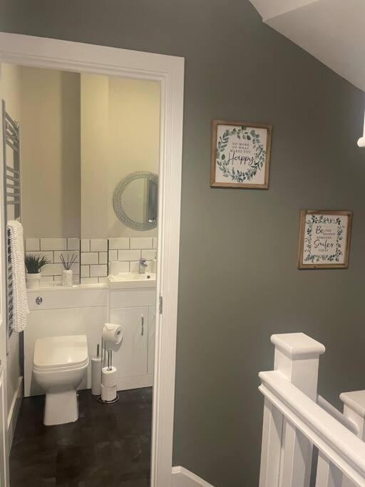 Fern House - By Shortstays4U 2 Bed House With Free Parking In The Town Centre Кингс-Линн Экстерьер фото